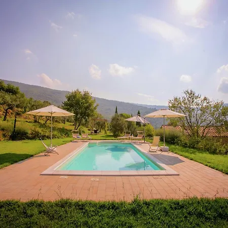 In With Pool And Val Di Chiana View Villa Cortona