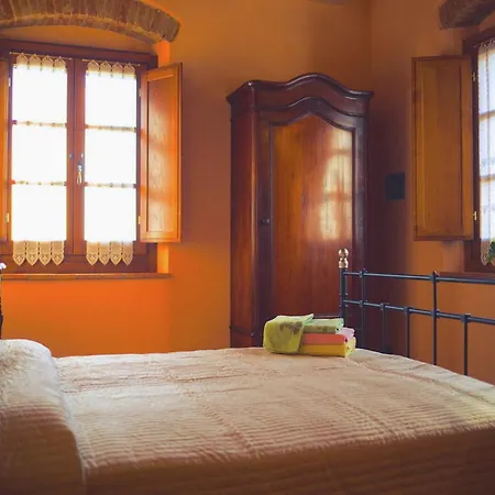 Villa In With Pool And Val Di Chiana View Cortona