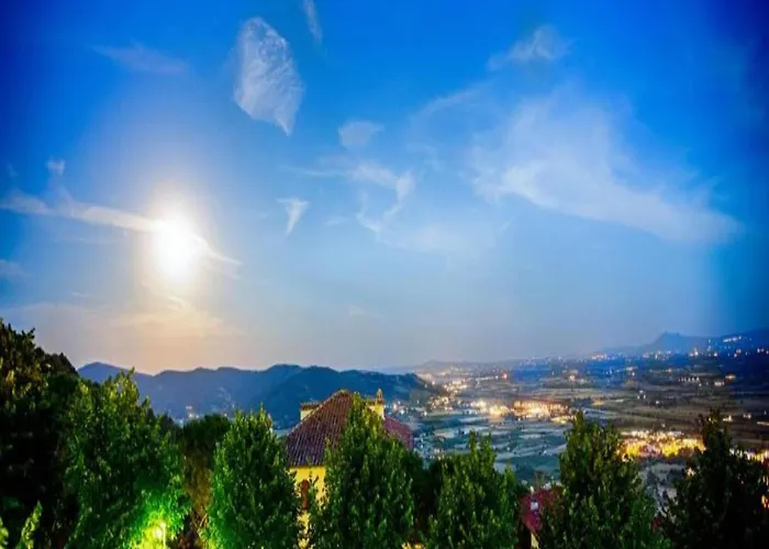 In With Pool And Val Di Chiana View