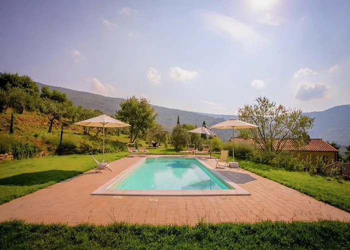 In With Pool And Val Di Chiana View Villa Cortona
