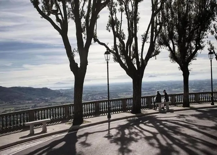 Villa In With Pool And Val Di Chiana View *