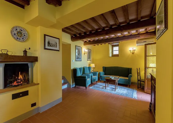 In With Pool And Val Di Chiana View Villa Cortona