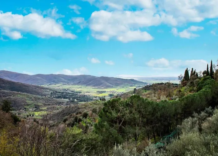 In With Pool And Val Di Chiana View *